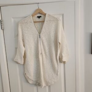 Express Ivory V-Neck Zip Pullover Sweater